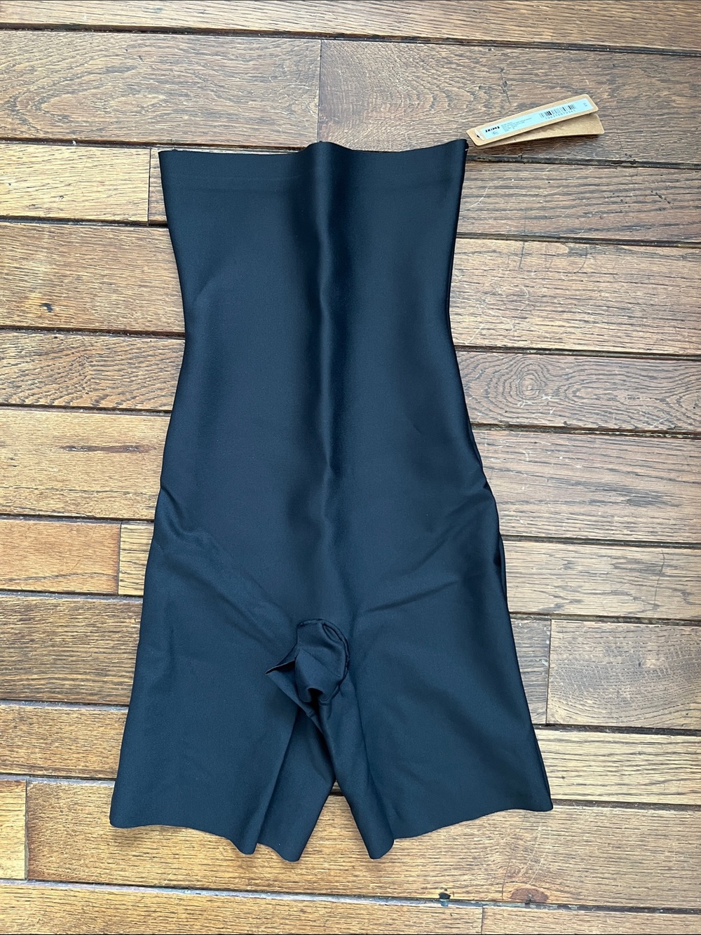 SKIMS Black Skims Body High Waisted Mid Thigh Sculpting Shorts Size S NWT
